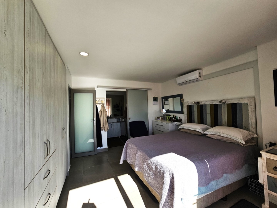 2 Bedroom Property for Sale in Island View Western Cape